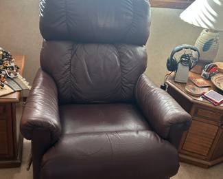 Lazy boy rocker/recliner #1