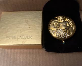 Estée Lauder compact with box