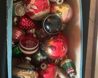 Vintage shiny brite bulbs