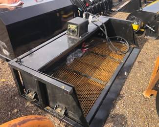 72 SKID STEER HYDRAULIC VIBRATING BUCKET