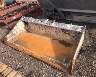 SKID STEER BUCKET