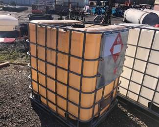  PLASTIC TOTE W METAL CAGE