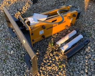 SKID STEER BREAKER HAMMER W 2 POINTS
