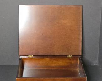 Bombay Company Wooden Hinged Box