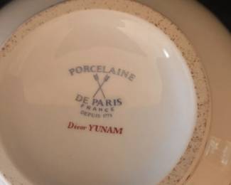 Porcelain de Paris Vase "Yunnam" Decor