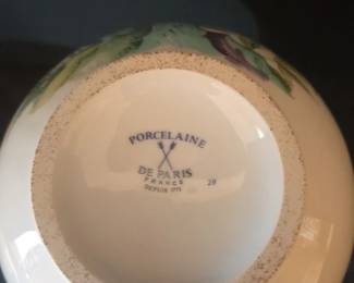 Porcelain de Paris Vase 