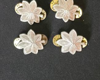 US Army Lieutenant Colonel Oak Leaf Insignia Pair