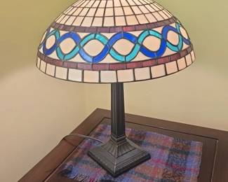 Tiffany Style Table Lamp