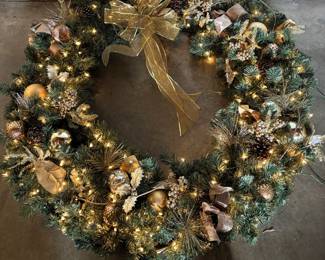 Large Lighted Christmas Wreath.