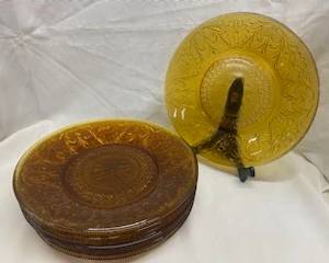 8- Tiara Dinner Plates- 10 1/4" 