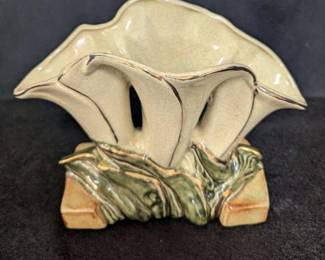 McCoy Triple Calla Lily Vase-Beige