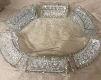 Lg. 6 pc. Clear Flower Frog w/Inserts 