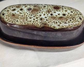 Brown Hull Butter Dish 