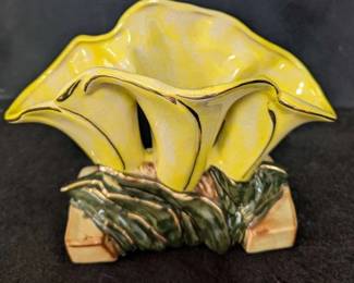 McCoy Triple Calla Lily Vase-Yellow 