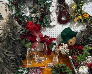 More Christmas decorations!