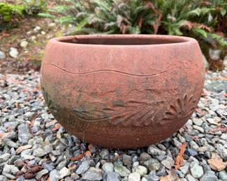 57 Large12CeramicPot