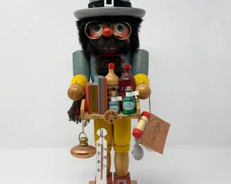 6 HolzkunstChristianUlbrichtWoodenNutcrackerHandmadeWestGermany