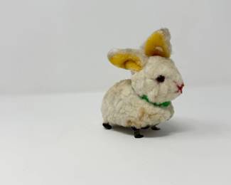 100 VintageWindUpPlushRabbit