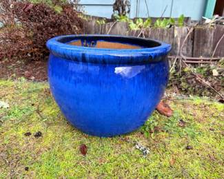 127 LargeGlazed11CeramicPot