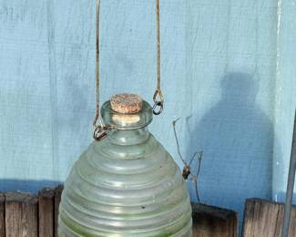 149 Garden30GlassWaspStake