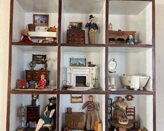 Dollhouse mini-rooms