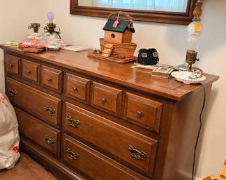 MCM vintage twin bedroom set: 2 twin beds, 3-drawer bedside table, 6-drawer dresser, wall mirror