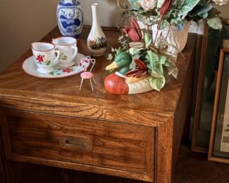 MCM side table w. Drawer, brass drawer pull
VTG Macbeth Evans Petalware set
VTG 10” blue/white Chinese porcelain vase
VTG ceramic duck planter/flower arrangement 