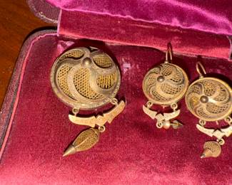 Victorian Era Brooch and Earrings 