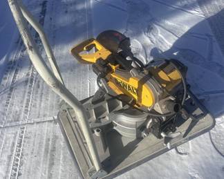 Dewalt Saw