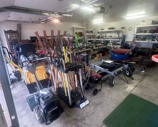 Full Detached Garage