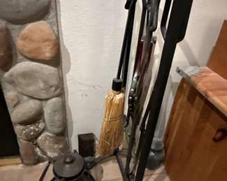 Fireplace cleaning set