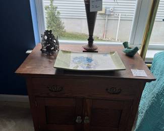 Oak wash stand