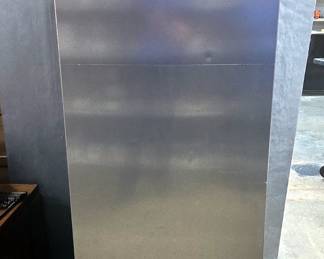 Vissani Upright Freezer 
