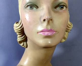 Female Mannequin Head Display
