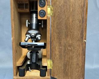 Perfect Model 805 Microscope With Wooden Case 