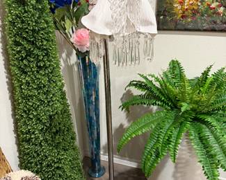 One of the crystal lamps and some more florals, vases