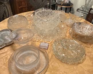 Vintage Daisy and Button Punch Bowl