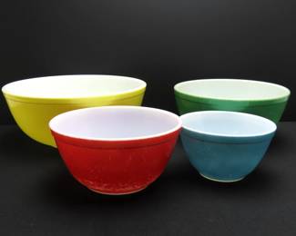 Set of 4 Pyrex Primary Colors 400 Series Nesting Mixing Bowls