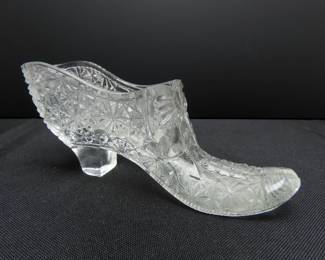 Vintage Fenton "Daisy & Button" Glass Slipper