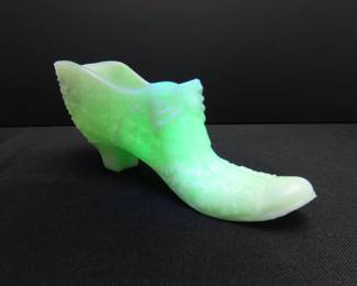 Glowing Kanawha Hand Crafted Uranium Glass Slipper