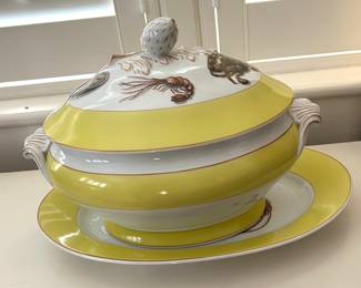 " Fruits of the Sea" A Mottahedeh Design, made in Portugal