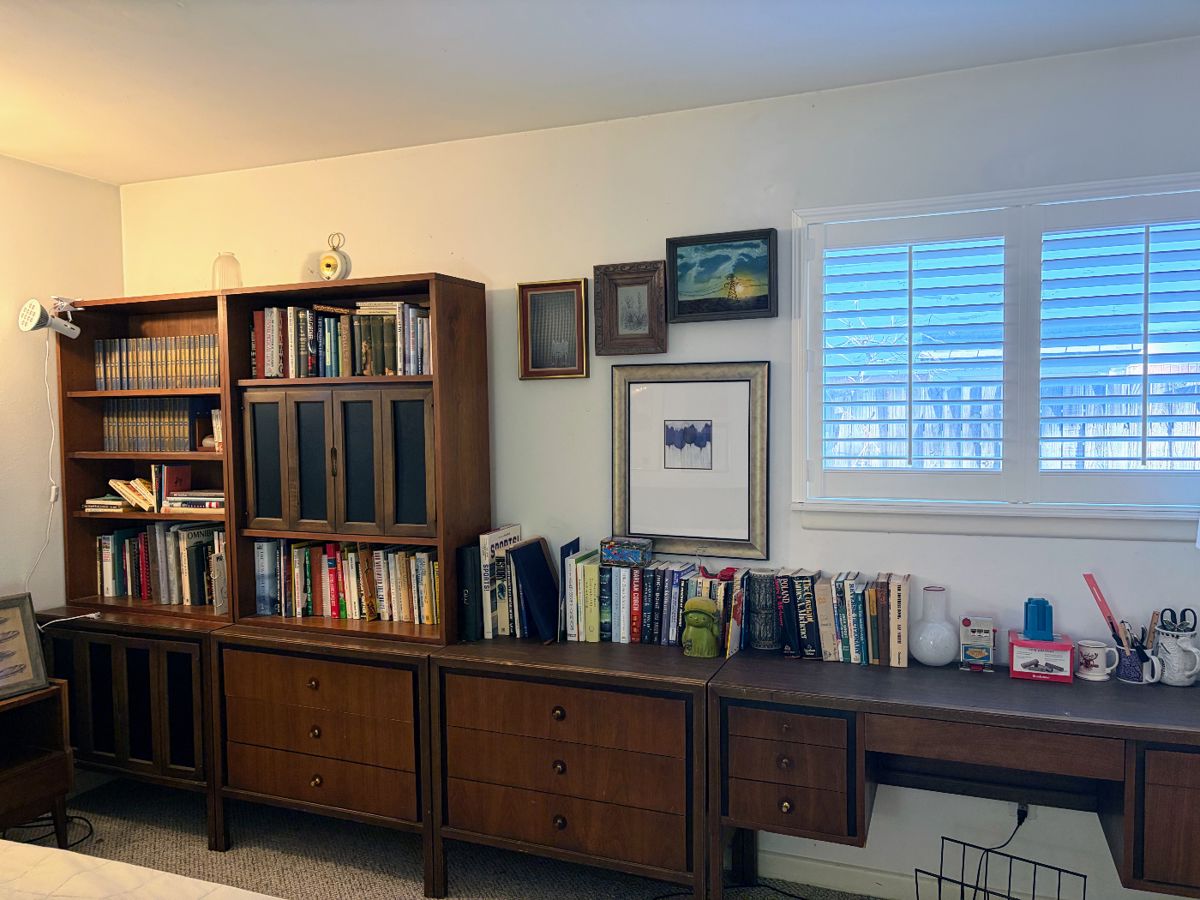 MCM Witz  Office shelves, cabinets and desk