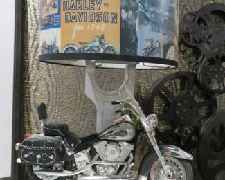 Harley Davidson Heritage Softail Motorcycle Table Lamp