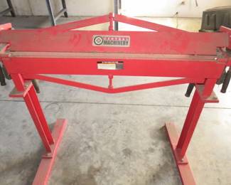 Central Machinery 36" Bending Brake with Stand