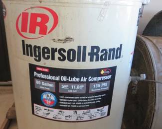 Ingersoll Rand Professional Oil-Lube Air Compressor