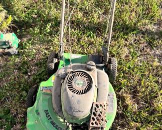 VINTAGE PUSH MOWER