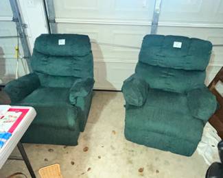 PAIR OF RECLINERS