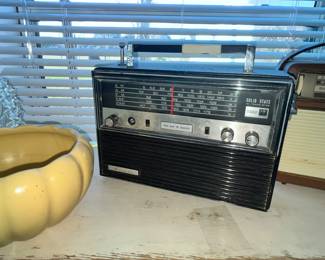 AIRCASTLE MULTIBAND RADIO