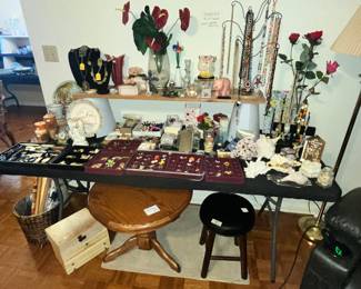 JEWELRY TABLE