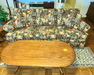 EXCELLENT "MAYO" QUEEN SOFA-SLEEPER IN COLORFUL TAPESTRY COVER!